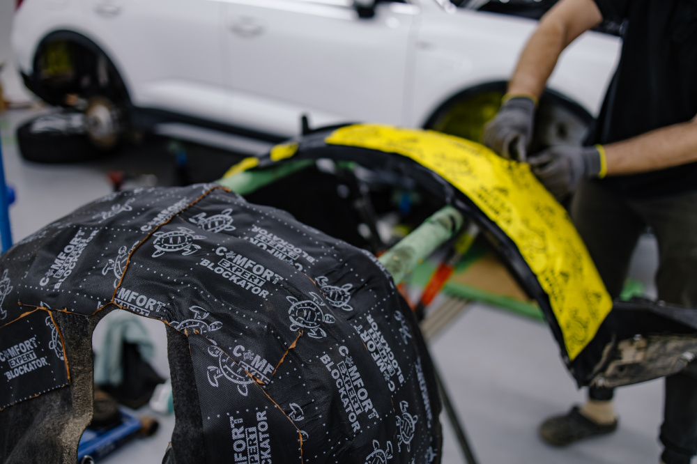 Материалы и бренды