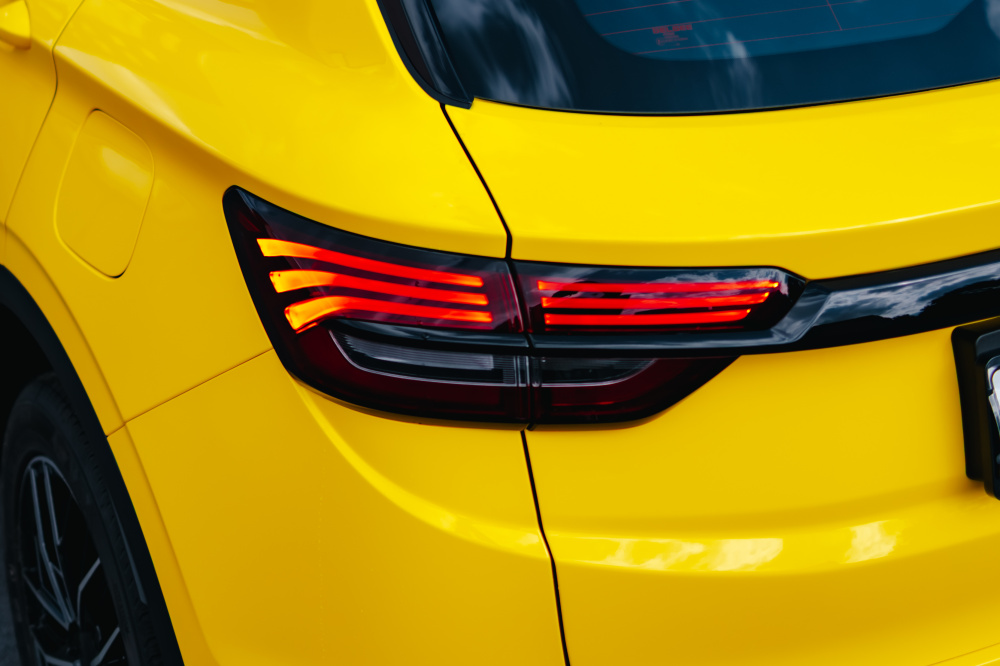 Материалы и бренды