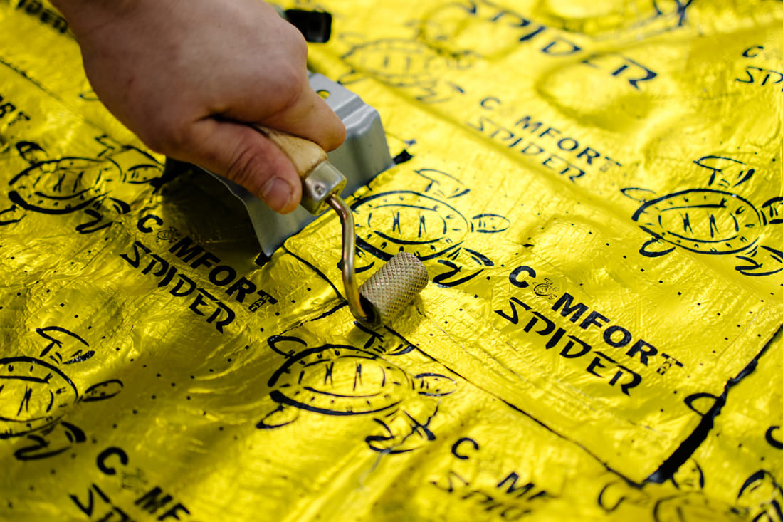 Шумоизоляция крыши авто